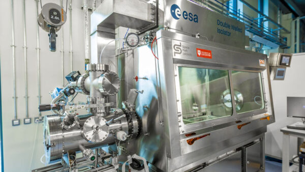 Advanced Containment Technology for Mars Sample Return: The Double Walled Isolator